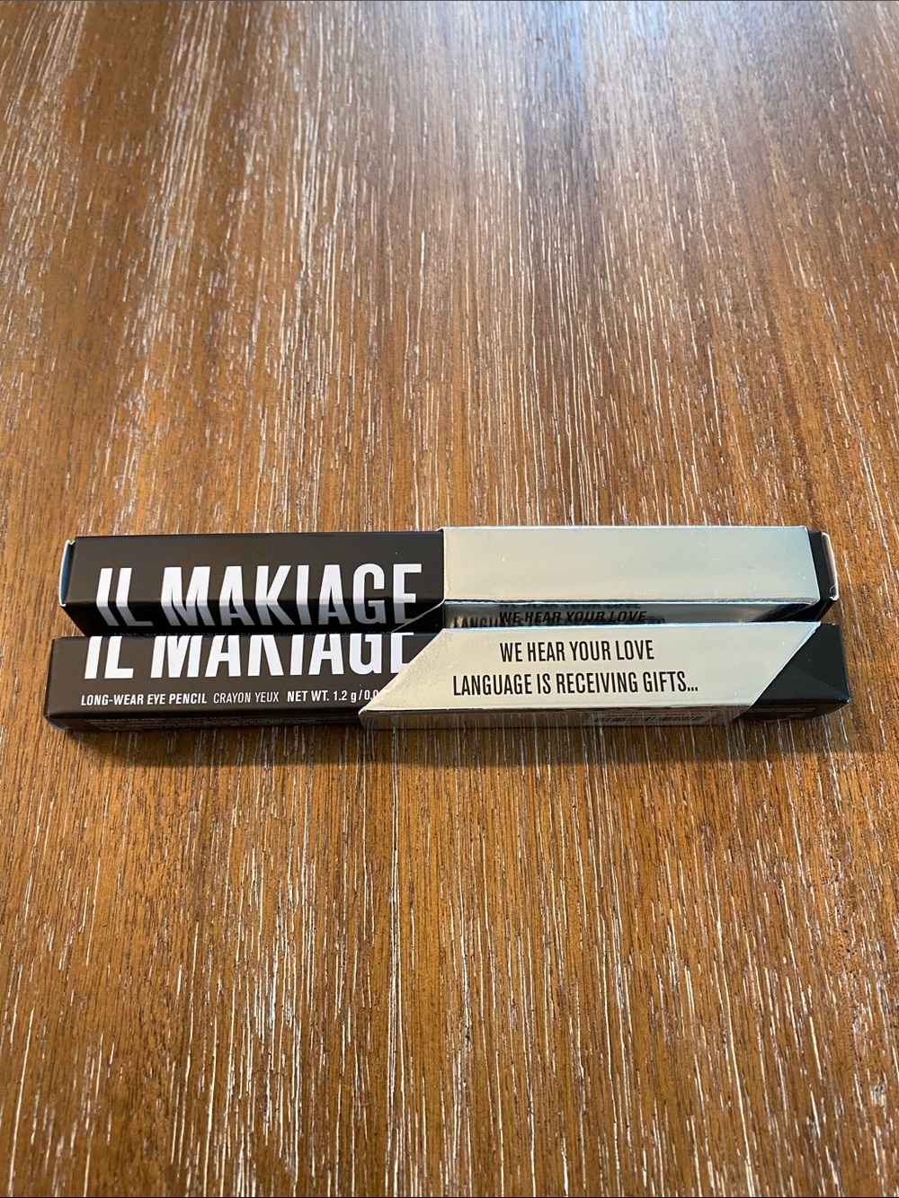 IL MAKIAGE Eye Pencil Duo in Black & Silver Packaging